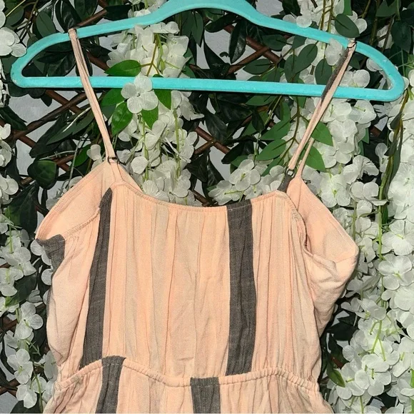 Elegant Cream Jumpsuit - Picture 5 of 5